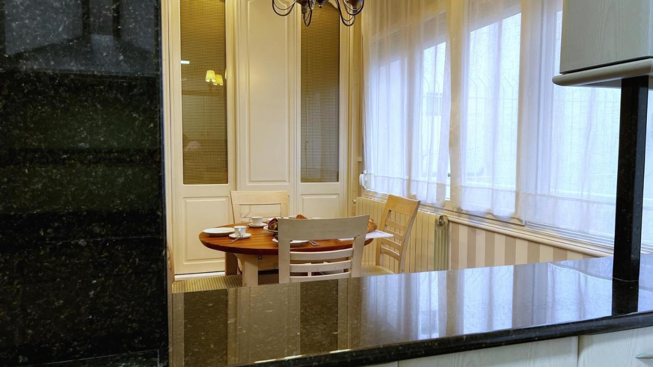 Appartement Amplio Y Acogedor Cerca Del Guggenheim à Bilbao Extérieur photo
